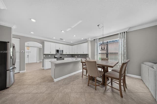 9062 Gulf Cove Dr, Lake Worth FL 33467 - Lake Worth, FL - Photo 4