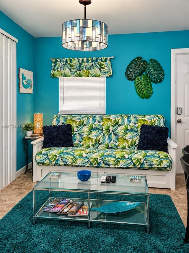1026 NE 9th Ave, Fort Lauderdale FL 33304 - Fort Lauderdale, FL - Photo 3
