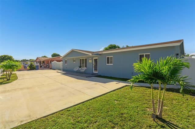 4522 NW 204th St, Miami Gardens FL 33055 - Miami Gardens, FL - Photo 3
