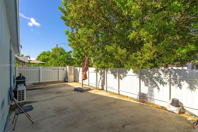 4522 NW 204th St, Miami Gardens FL 33055 - Miami Gardens, FL - Photo 4
