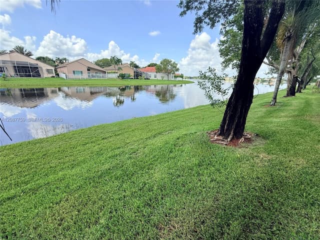 1249 Presidio Dr # 42, Weston FL 33327 - Weston, FL - Photo 6
