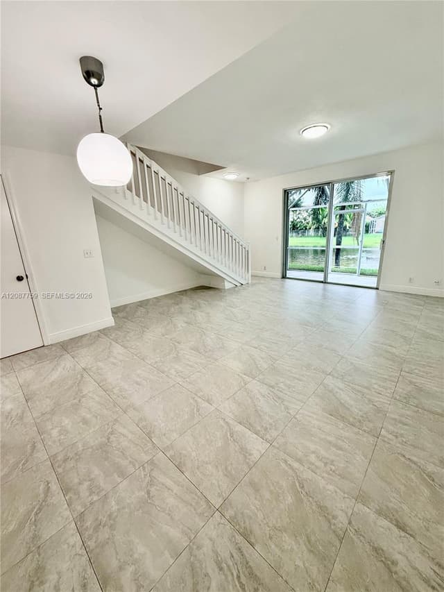 1249 Presidio Dr # 42, Weston FL 33327 - Weston, FL - Photo 4
