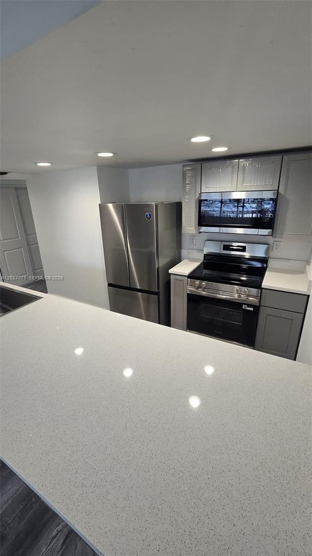 16220 NW 2nd Ave # 211, Miami FL 33169 - Miami, FL - Photo 3
