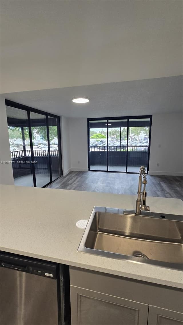 16220 NW 2nd Ave # 211, Miami FL 33169 - Miami, FL - Photo 4