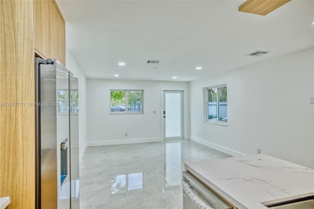 11301 SW 201st St, Miami FL 33189 - Miami, FL - Photo 7