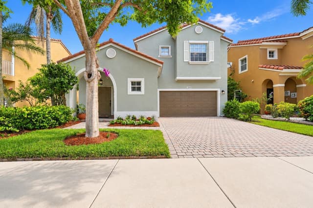 12649 NW 10th Street, Coral Springs FL 33071 - Coral Springs, FL - Photo 2