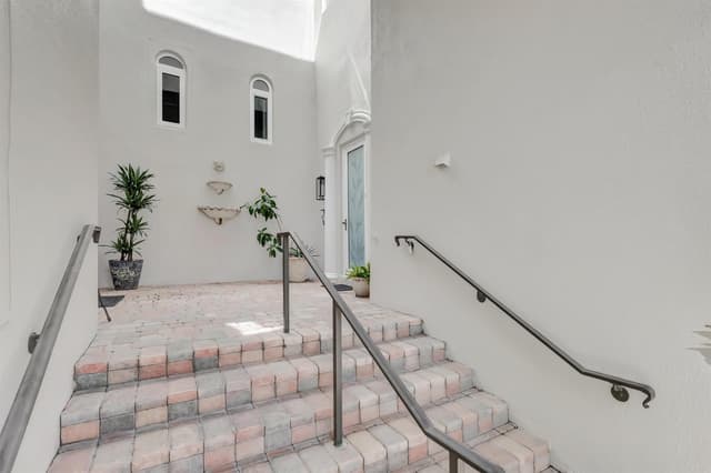 1776 BAY Drive, Pompano Beach FL 33062 - Pompano Beach, FL - Photo 5