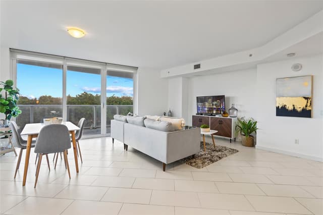 4250 Biscayne Boulevard # 402, Miami FL 33137 - Miami, FL - Photo 5