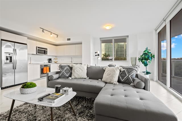 4250 Biscayne Boulevard # 402, Miami FL 33137 - Miami, FL - Photo 4