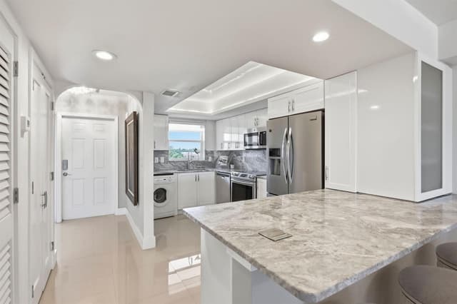 1040 BANYAN Road # 504C, Boca Raton FL 33432 - Boca Raton, FL - Photo 5
