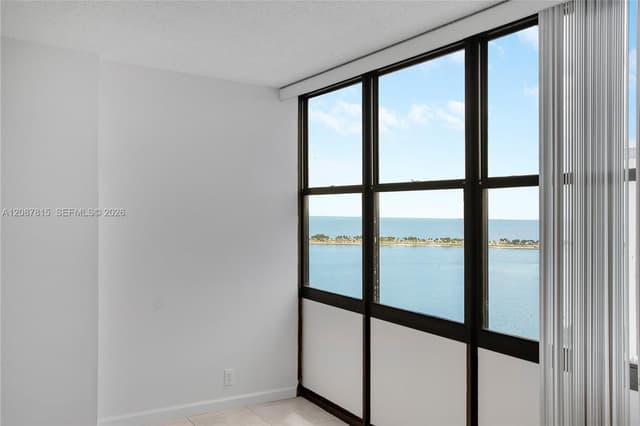 1901 Brickell Ave # B1702, Miami FL 33129 - Miami, FL - Photo 4