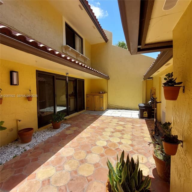 3871 Alcantara Ave # 74D, Doral FL 33178 - Doral, FL - Photo 3