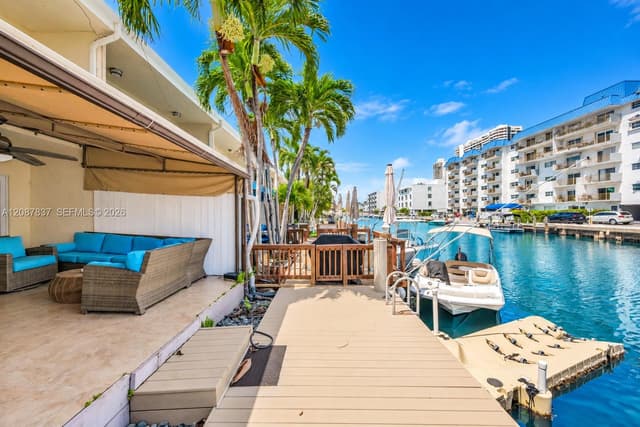 3805 NE 170th St # 6, North Miami Beach FL 33160 - North Miami Beach, FL - Photo 3