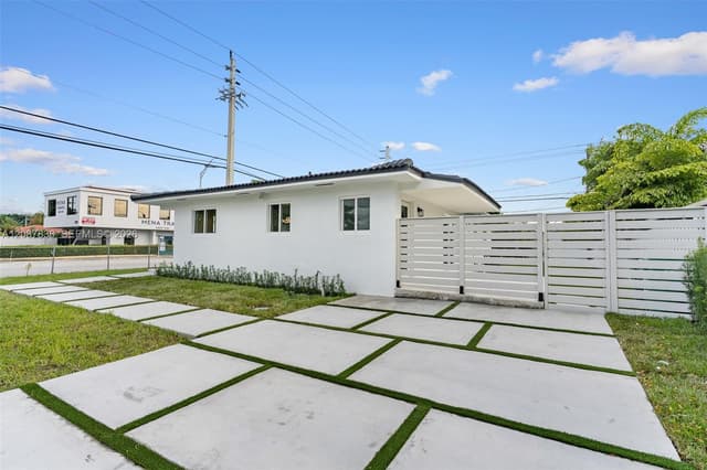 3900 SW 67th Ave, Miami FL 33155 - Miami, FL - Photo 4