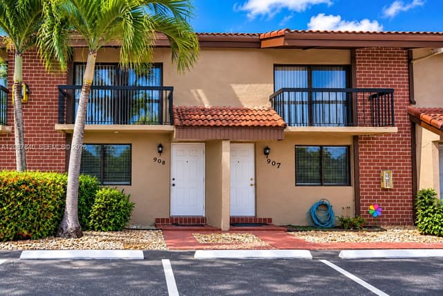 1909 SW 107th Ave # 907, Miami FL 33165 - Miami, FL - Photo 2