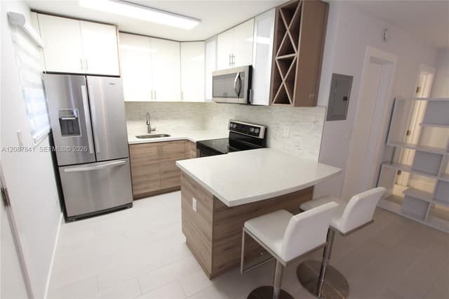 427 Santander Ave # 202, Coral Gables FL 33134 - Coral Gables, FL - Photo 3