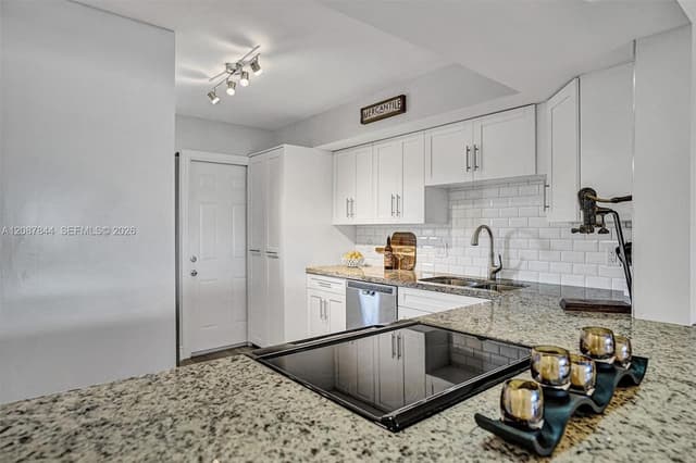 3111 NE 51st St # 305C, Fort Lauderdale FL 33308 - Fort Lauderdale, FL - Photo 5