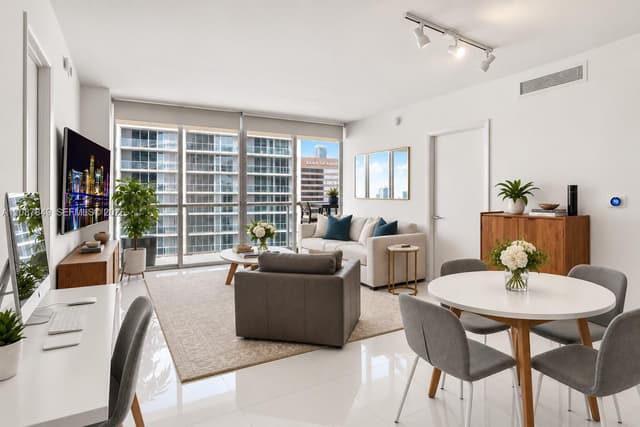 475 Brickell Ave # 3609, Miami FL 33131 - Miami, FL - Photo 5
