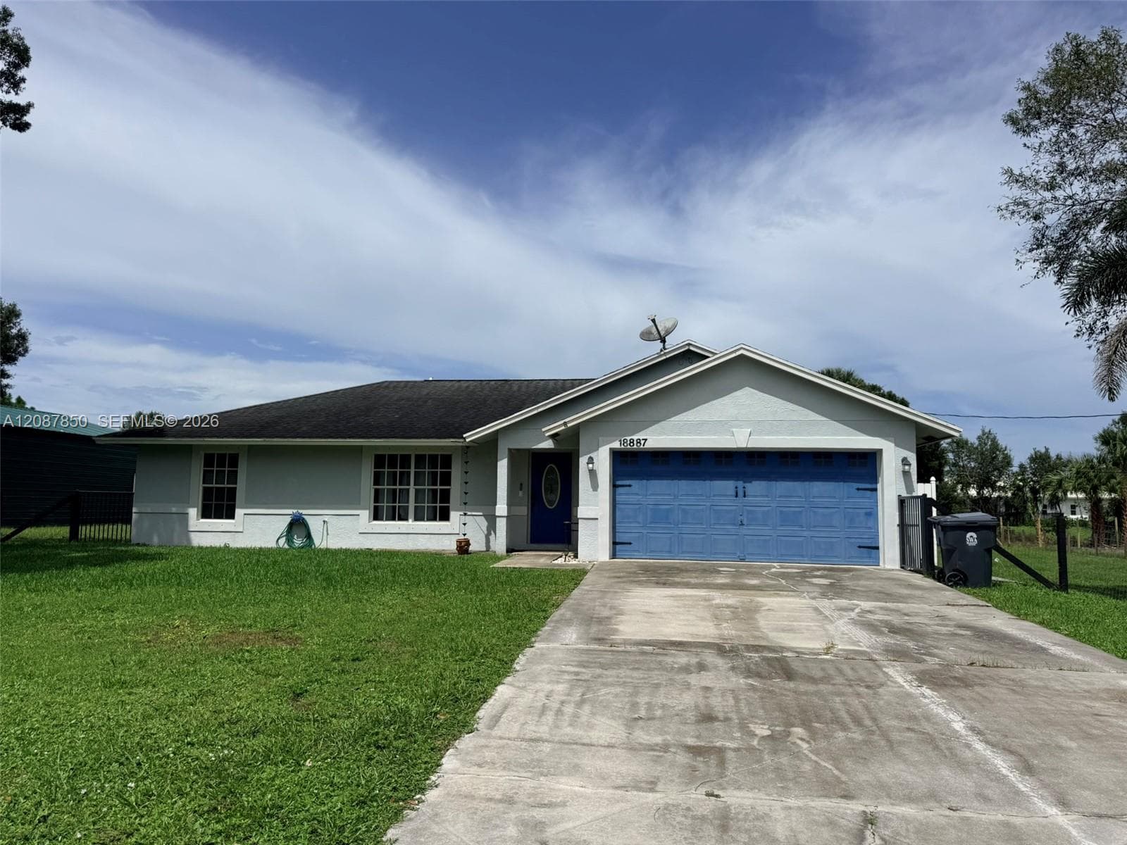 18887 N 42nd Rd N, Loxahatchee FL 33470 - Loxahatchee, FL - Photo 1