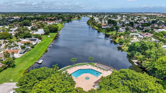 905 NW 21ST Way, Delray Beach FL 33445 - Delray Beach, FL - Photo 6