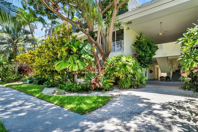 260 Sunrise Dr # D, Key Biscayne FL 33149 - Key Biscayne, FL - Photo 2