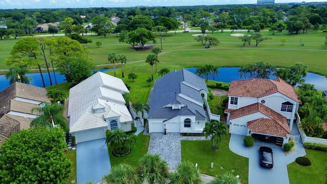 12920 Touchstone Place, Palm Beach Gardens FL 33418 - Palm Beach Gardens, FL - Photo 3