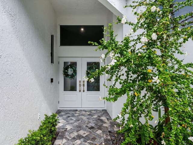 12920 Touchstone Place, Palm Beach Gardens FL 33418 - Palm Beach Gardens, FL - Photo 5