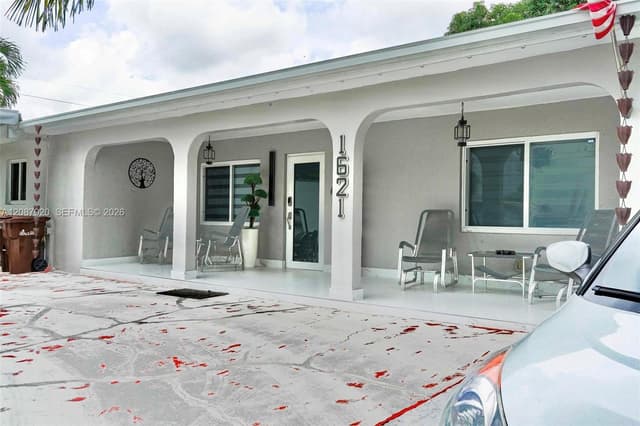 1621 E 6th Ave, Hialeah FL 33010 - Hialeah, FL - Photo 2