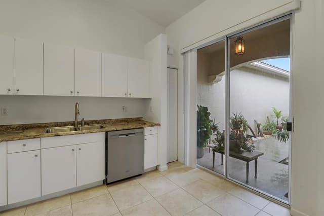 2193 BIG WOOD CAY, West Palm Beach FL 33411 - West Palm Beach, FL - Photo 3