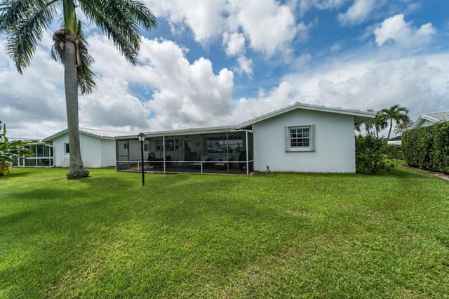 2201 SW ROMA Way SW, Boynton Beach FL 33426 - Boynton Beach, FL - Photo 5