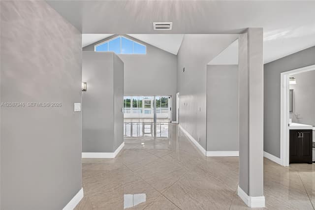 20141 NW 10th St, Pembroke Pines FL 33029 - Pembroke Pines, FL - Photo 6