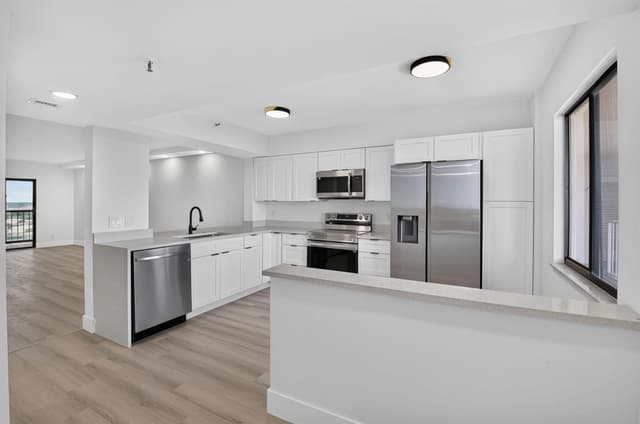 6866 HUNTINGTON Lane # 707, Delray Beach FL 33446 - Delray Beach, FL - Photo 7
