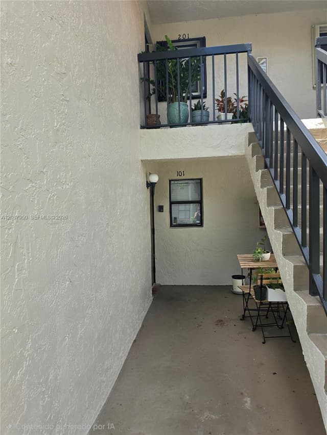 9708 Hammocks Blvd # 32, Miami FL 33196 - Miami, FL - Photo 3