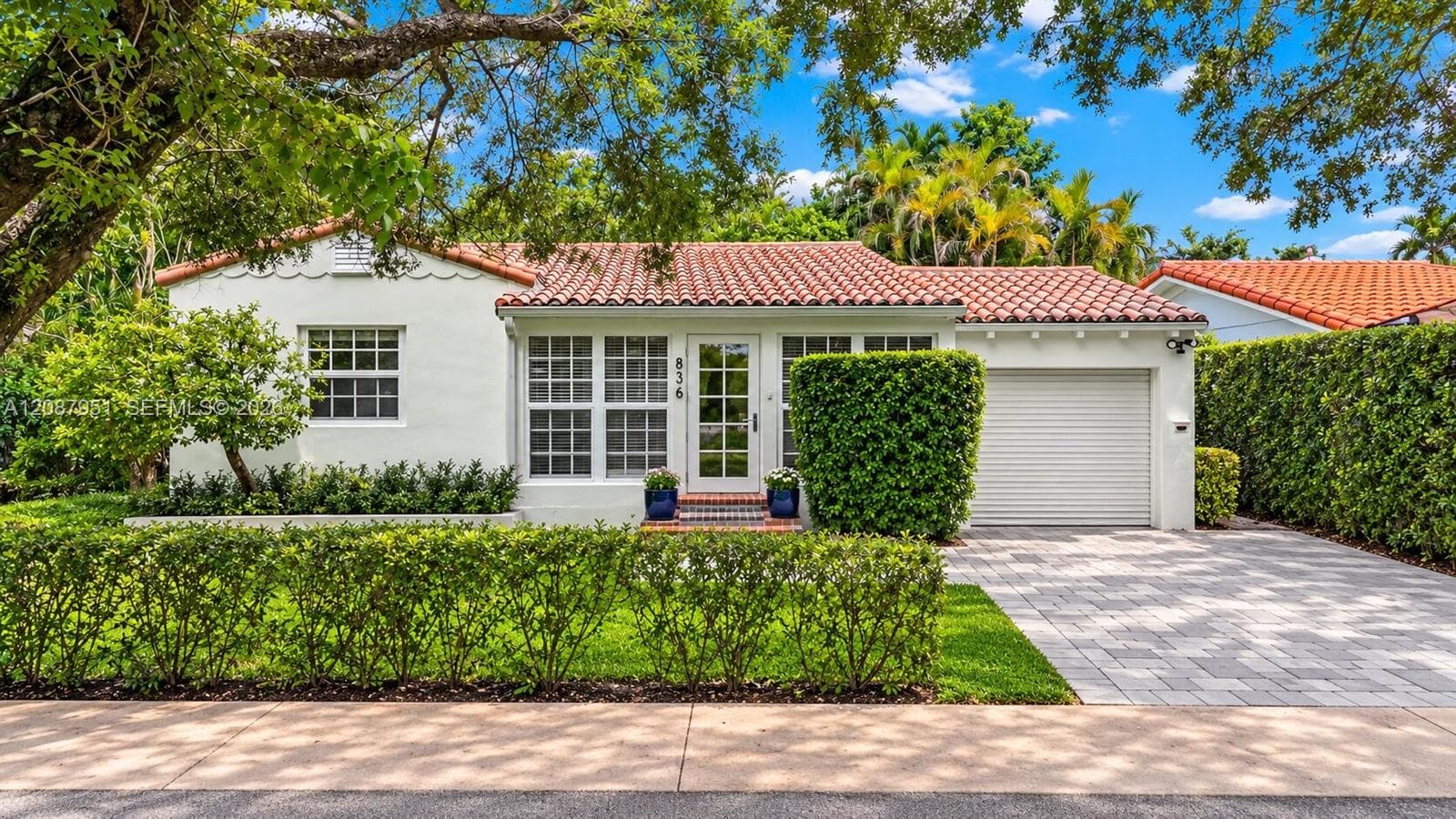 836 Alberca St, Coral Gables FL 33134