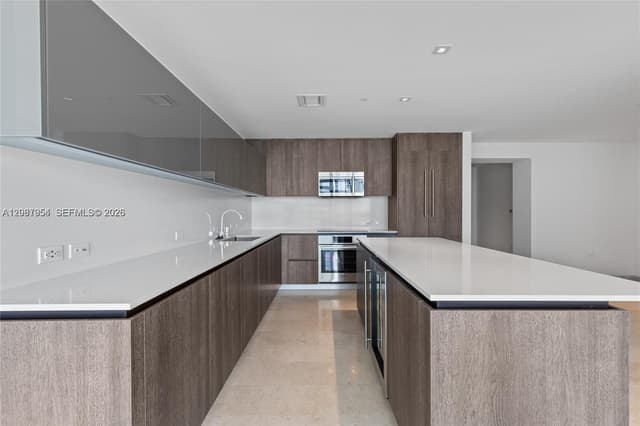 88 SW 7th St # 904, Miami FL 33130 - Miami, FL - Photo 4