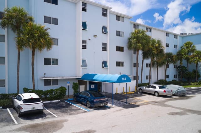 104 Paradise Harbour Boulevard # 402, North Palm Beach FL 33408 - North Palm Beach, FL - Photo 5