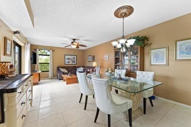 4240 Village Drive # D, Delray Beach FL 33445 - Delray Beach, FL - Photo 5