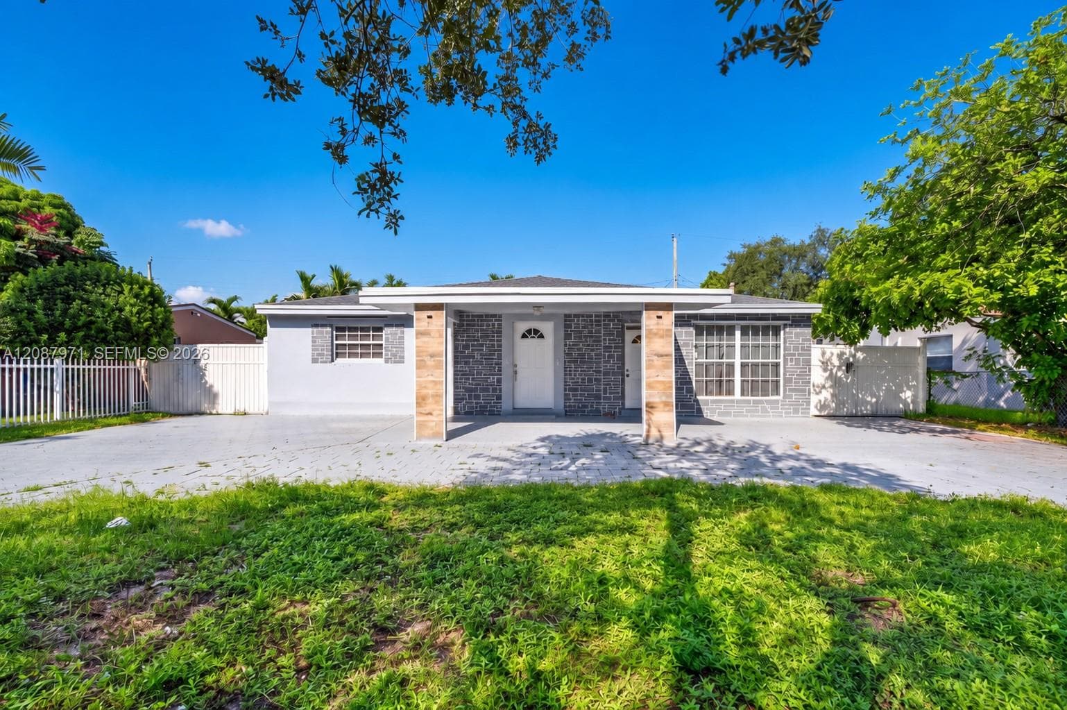 730 N 64th Ave, Hollywood FL 33024 - Hollywood, FL - Photo 1