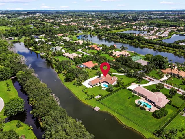 5703 Lago Del Sol Drive, Lake Worth FL 33449 - Lake Worth, FL - Photo 2