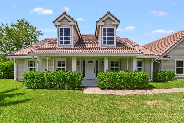 5703 Lago Del Sol Drive, Lake Worth FL 33449 - Lake Worth, FL - Photo 7