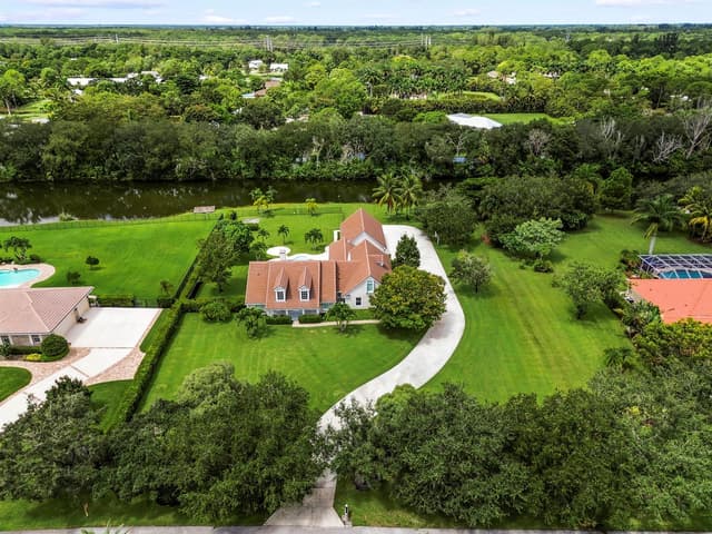 5703 Lago Del Sol Drive, Lake Worth FL 33449 - Lake Worth, FL - Photo 5