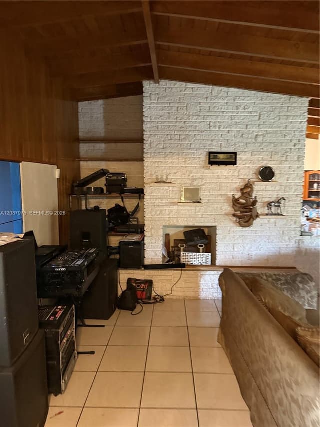 1409 S 24th Ter, Hollywood FL 33020 - Hollywood, FL - Photo 6