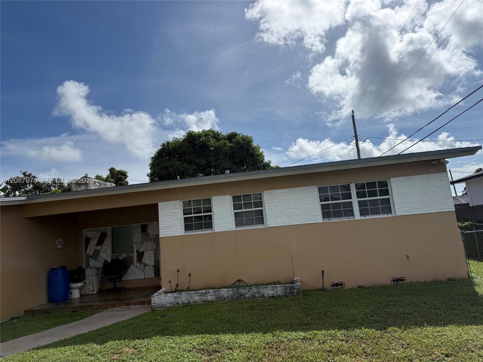 1409 S 24th Ter, Hollywood FL 33020 - Hollywood, FL - Photo 1