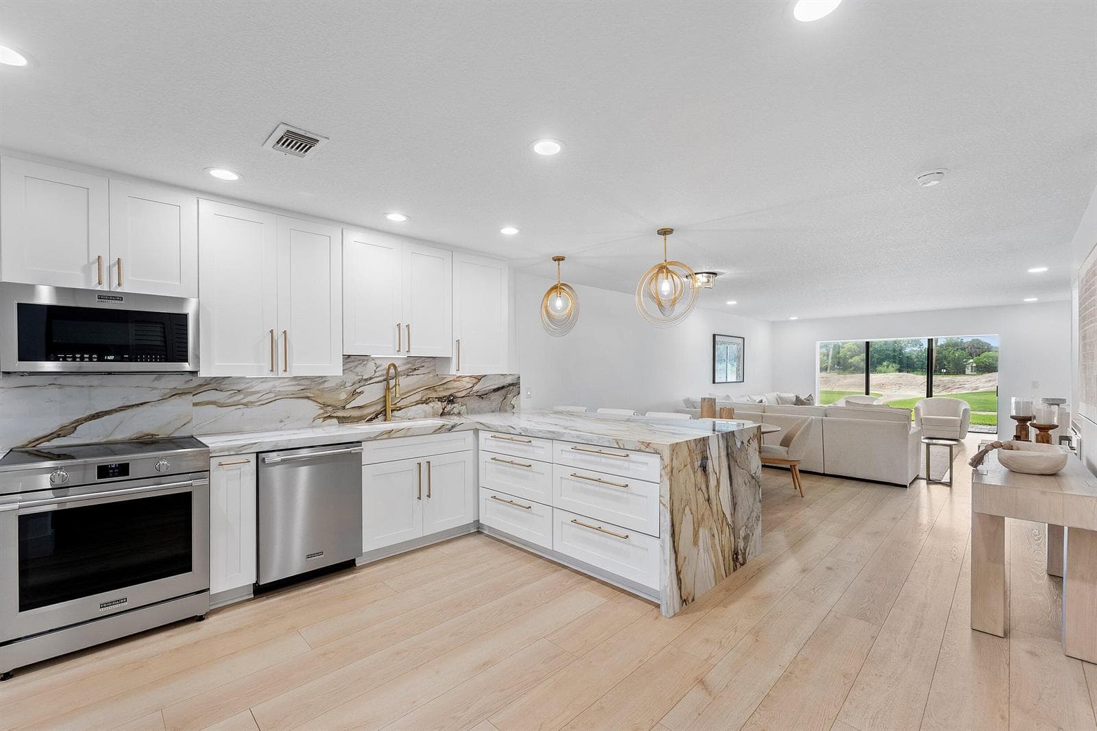11 SOUTHPORT Lane, Boynton Beach FL 33436