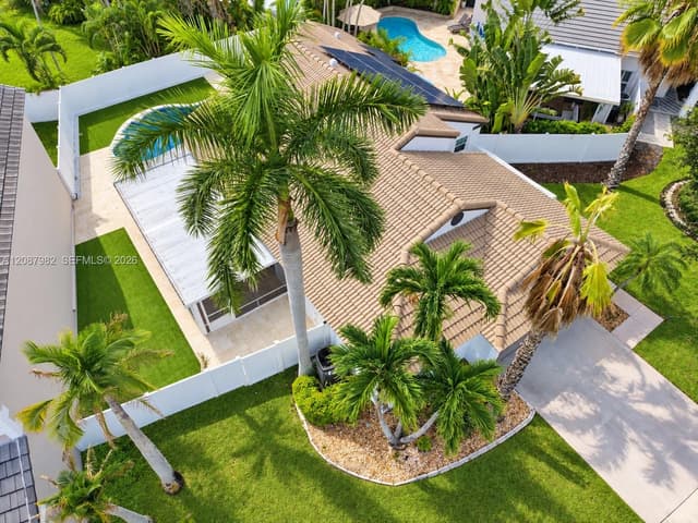 17542 NW 12th St, Pembroke Pines FL 33029 - Pembroke Pines, FL - Photo 4