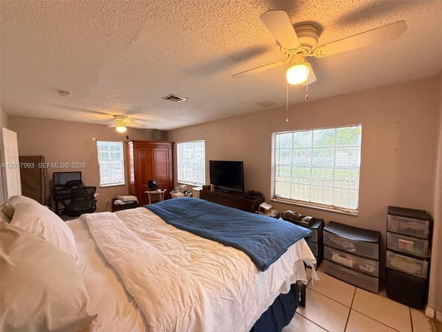 2118 NW 83rd St, Miami FL 33147 - Miami, FL - Photo 7