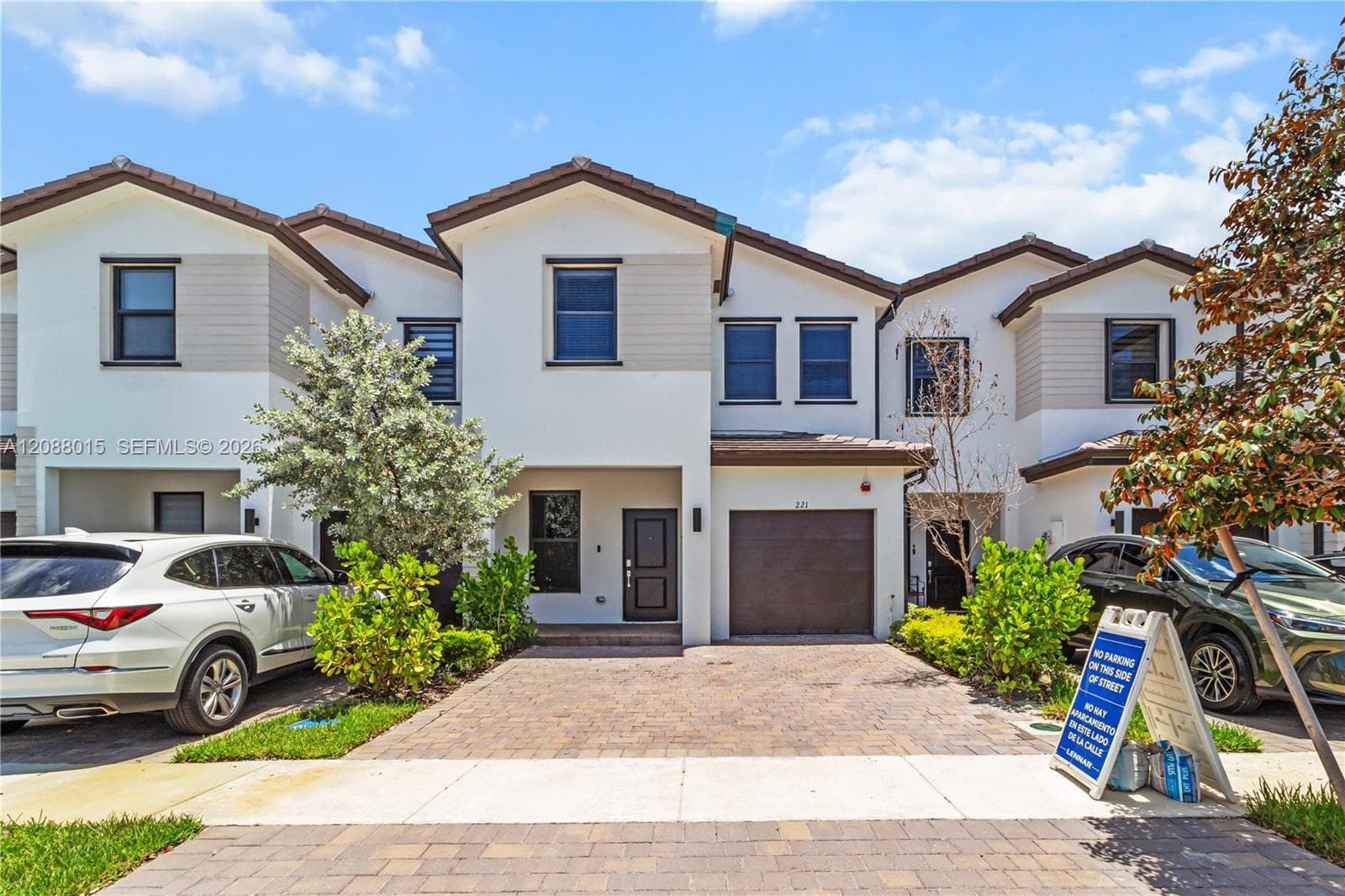 221 SW 159th Way, Pembroke Pines FL 33027 - Pembroke Pines, FL - Photo 1