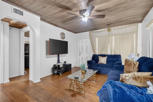 323 NW 4TH Avenue, Delray Beach FL 33444 - Delray Beach, FL - Photo 7
