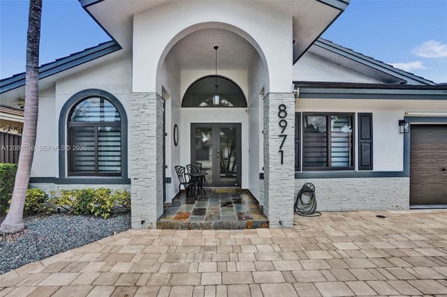 8971 NW 150th Ter, Miami Lakes FL 33018 - Miami Lakes, FL - Photo 3