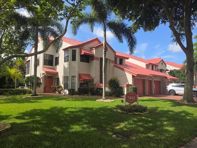 7852 Lexington Club Boulevard # B, Delray Beach FL 33446 - Delray Beach, FL - Photo 3